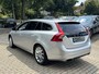 Volvo V60 2.0 T5 245pk Aut8 Xenon Standkachel