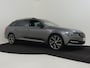 Skoda Superb Combi Sportline iV 218pk | Dodehoekdetectie | Trekhaak | 360 Camera | Elektrische stoelen met geheugen | Park assist | Keyless | Navigatie | 18"LMV