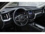 Volvo XC60 T8 Automaat Plug-in hybrid AWD Ultra Dark Panoramadak met schuif-/kantelfunctie | Luchtvering | Sami elektrische trekhaak || Premium audio by Harman Kardon | Verwarmbare voorstoelen, achterbank en stuurwiel | Rondom zichtcamera | Adaptieve cruise control | Alarmklasse 3