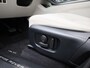 Land Rover Range Rover Velar 2.0 P250 Turbo AWD Carbon Edition | Achteruitrijcamera | Cruise Control | Navigatie | Apple Carplay | Stoelverwarming + verkoeling |