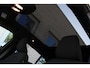 Volvo EC40 Single Motor Extended Range 82 kWh Plus | Textiel City Canvas | 20-Inch Lichtmetalen velgen | Extra getint glas | Harman Kardon audio| Panoramadak | Stoel- & Stuurwielverwarming | BLIS