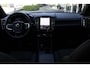 Volvo EC40 Single Motor Extended Range 82 kWh Plus | Textiel City Canvas | 20-Inch Lichtmetalen velgen | Extra getint glas | Harman Kardon audio| Panoramadak | Stoel- & Stuurwielverwarming | BLIS
