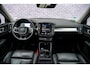 Volvo XC40 1.5 T2 Business Pro | Adaptieve Cruise Control | Panoramadak | Lederen Bekleding | Climate Pack | Parkeer Pakket |