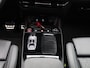 Audi Q6 e-tron SQ6 quattro 100 kWh l Adaptive cruise assist plus l Adaptieve S-luchtvering l Bang & Olufsen 3D hoofdsteun l Autom. airconditioning 3 zones l MMI experience pro l Stoelverwarming voor en achter l Geheugen best.stoel + spiegels l Glazen panoramadak l Stuurverwarming l Elektrisch verstelbaar stuur l Matrix LED-koplampen l Omgevingscamera's l Sportstoel S plus leder zwart l Apple Carplay / Android Auto l MMI-bijrijdersscherm l Lichtpakket plus ambient light l Alarm Klasse III l Warmtepomp l
