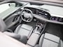 Audi Q6 e-tron SQ6 quattro 100 kWh l Adaptive cruise assist plus l Adaptieve S-luchtvering l Bang & Olufsen 3D hoofdsteun l Autom. airconditioning 3 zones l MMI experience pro l Stoelverwarming voor en achter l Geheugen best.stoel + spiegels l Glazen panoramadak l Stuurverwarming l Elektrisch verstelbaar stuur l Matrix LED-koplampen l Omgevingscamera's l Sportstoel S plus leder zwart l Apple Carplay / Android Auto l MMI-bijrijdersscherm l Lichtpakket plus ambient light l Alarm Klasse III l Warmtepomp l