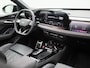 Audi Q6 e-tron SQ6 quattro 100 kWh l Adaptive cruise assist plus l Adaptieve S-luchtvering l Bang & Olufsen 3D hoofdsteun l Autom. airconditioning 3 zones l MMI experience pro l Stoelverwarming voor en achter l Geheugen best.stoel + spiegels l Glazen panoramadak l Stuurverwarming l Elektrisch verstelbaar stuur l Matrix LED-koplampen l Omgevingscamera's l Sportstoel S plus leder zwart l Apple Carplay / Android Auto l MMI-bijrijdersscherm l Lichtpakket plus ambient light l Alarm Klasse III l Warmtepomp l