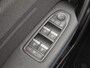 Renault Captur 1.6 E-Tech full hybrid 145 esprit Alpine Automaat / Apple Carplay Android Auto / Stuurverwarming / Adaptief CC / Keyless Entry/Start / Achteruitrijcamera / Climate control / Draadloze telefoon lader / Navigatie /