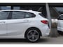 BMW 1-Serie 118i Sport line | STOELVERWARMING | APPLE CARPLAY | ANDROID AUTO | NAP | SFEERVERLICHTING