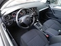 Volkswagen Golf Variant 1.2 TSI Cup | Automaat | Wegklapbare trekhaak | Navigatie | Keyless start | Stoelverwarming | 16 inch lichmetalen velgen | Climate control | Parkeersensoren voor en achter