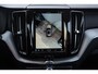 Volvo XC60 T6 Plug-in hybrid AWD Ultra Dark | 2250 kg Trekgewicht| Luchtvering | Pano. dak | Head-up |  Trekhaak | 360 Camera | Power Seats | 20 inch | Keyless | Leder Dashboard |