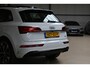 Audi Q5 55 TFSIe 367pk quattro Competition | Luchtvering | Panoramadak | Head-up | Matrix LED | 100% (Dealer) onderhouden label