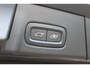 Volvo V90 B5 250PK ULTIMATE DARK MILD HYBRID | PANORAMISCH SCHUIF/KANTEL DAK | HARMAN KARDON PREMIUM AUDIO | FULL-LED ACTIVE HIGH BEAM KOPLAMPEN | LED MISTLAMPEN VOOR | POWER SEATS - BESTUURDERS- EN PASSAGIERSSTOEL ELEKTRISCHVERSTELBAAR MET GEHEUGEN, ELEKTRISCH VERSTELBARE  ZITVERLENGERS /LENDESTEUN VIERVOUDIG VERSTELBAAR | SPORTSTOELEN MET NAPPA LEER | STOEL/STUUR VERWARMING | ORREFORS KRISTALLEN POOKKNOP | ZWARTE HEMELBEKLEDING | EXTRA GETINT GLAS ACHTER | ACHTERUITRIJ CAMERA | UITKLAPBARE ZITVERHOGERS ACHTERBANK | 20" BLACK DIAMONT VELGEN | PARKEER VERWARMING MET TIMER "STANDKACHEL" | NAVIGATIE VIA GOOGLE | APPLE CARPLAY/ANDROID AUTO | PARKEERSENSOREN VOOR EN ACHTER | ELEKTRISCH BEDIENBARE ACHTERKLEP | KEYLESS ENTRY + START | DODEHOEK DETECTIE | DRAADLOZE TELEFOONLADER | ADAPTIVE CRUISE CONTROL |