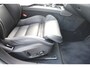 Volvo V90 B5 250PK ULTIMATE DARK MILD HYBRID | PANORAMISCH SCHUIF/KANTEL DAK | HARMAN KARDON PREMIUM AUDIO | FULL-LED ACTIVE HIGH BEAM KOPLAMPEN | LED MISTLAMPEN VOOR | POWER SEATS - BESTUURDERS- EN PASSAGIERSSTOEL ELEKTRISCHVERSTELBAAR MET GEHEUGEN, ELEKTRISCH VERSTELBARE  ZITVERLENGERS /LENDESTEUN VIERVOUDIG VERSTELBAAR | SPORTSTOELEN MET NAPPA LEER | STOEL/STUUR VERWARMING | ORREFORS KRISTALLEN POOKKNOP | ZWARTE HEMELBEKLEDING | EXTRA GETINT GLAS ACHTER | ACHTERUITRIJ CAMERA | UITKLAPBARE ZITVERHOGERS ACHTERBANK | 20" BLACK DIAMONT VELGEN | PARKEER VERWARMING MET TIMER "STANDKACHEL" | NAVIGATIE VIA GOOGLE | APPLE CARPLAY/ANDROID AUTO | PARKEERSENSOREN VOOR EN ACHTER | ELEKTRISCH BEDIENBARE ACHTERKLEP | KEYLESS ENTRY + START | DODEHOEK DETECTIE | DRAADLOZE TELEFOONLADER | ADAPTIVE CRUISE CONTROL |