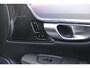 Volvo V90 B5 250PK ULTIMATE DARK MILD HYBRID | PANORAMISCH SCHUIF/KANTEL DAK | HARMAN KARDON PREMIUM AUDIO | FULL-LED ACTIVE HIGH BEAM KOPLAMPEN | LED MISTLAMPEN VOOR | POWER SEATS - BESTUURDERS- EN PASSAGIERSSTOEL ELEKTRISCHVERSTELBAAR MET GEHEUGEN, ELEKTRISCH VERSTELBARE  ZITVERLENGERS /LENDESTEUN VIERVOUDIG VERSTELBAAR | SPORTSTOELEN MET NAPPA LEER | STOEL/STUUR VERWARMING | ORREFORS KRISTALLEN POOKKNOP | ZWARTE HEMELBEKLEDING | EXTRA GETINT GLAS ACHTER | ACHTERUITRIJ CAMERA | UITKLAPBARE ZITVERHOGERS ACHTERBANK | 20" BLACK DIAMONT VELGEN | PARKEER VERWARMING MET TIMER "STANDKACHEL" | NAVIGATIE VIA GOOGLE | APPLE CARPLAY/ANDROID AUTO | PARKEERSENSOREN VOOR EN ACHTER | ELEKTRISCH BEDIENBARE ACHTERKLEP | KEYLESS ENTRY + START | DODEHOEK DETECTIE | DRAADLOZE TELEFOONLADER | ADAPTIVE CRUISE CONTROL |