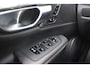 Volvo V90 B5 250PK ULTIMATE DARK MILD HYBRID | PANORAMISCH SCHUIF/KANTEL DAK | HARMAN KARDON PREMIUM AUDIO | FULL-LED ACTIVE HIGH BEAM KOPLAMPEN | LED MISTLAMPEN VOOR | POWER SEATS - BESTUURDERS- EN PASSAGIERSSTOEL ELEKTRISCHVERSTELBAAR MET GEHEUGEN, ELEKTRISCH VERSTELBARE  ZITVERLENGERS /LENDESTEUN VIERVOUDIG VERSTELBAAR | SPORTSTOELEN MET NAPPA LEER | STOEL/STUUR VERWARMING | ORREFORS KRISTALLEN POOKKNOP | ZWARTE HEMELBEKLEDING | EXTRA GETINT GLAS ACHTER | ACHTERUITRIJ CAMERA | UITKLAPBARE ZITVERHOGERS ACHTERBANK | 20" BLACK DIAMONT VELGEN | PARKEER VERWARMING MET TIMER "STANDKACHEL" | NAVIGATIE VIA GOOGLE | APPLE CARPLAY/ANDROID AUTO | PARKEERSENSOREN VOOR EN ACHTER | ELEKTRISCH BEDIENBARE ACHTERKLEP | KEYLESS ENTRY + START | DODEHOEK DETECTIE | DRAADLOZE TELEFOONLADER | ADAPTIVE CRUISE CONTROL |