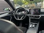 SEAT Leon Sportstourer 1.5 eTSI FR LAUNCHE EDITION PANORAMADAK TREKHAAK STOELVERWARMING NAP NEDERLANDSE AUTO