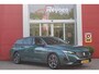 Peugeot 308 SW 1.2 Hybrid 145PK e-DCS6 ALLURE | KEYLESS ENTRY/START | DRAADLOZE APPLE CARPLAY/ANDROID AUTO | NAVIGATIE | CLIMATE CONTROL | LICHTMETALEN VELGEN 17" | LED KOPLAMPEN | 360° CAMERA | ADAPTIVE CRUISE CONTROL | DODEHOEK DETCTIE | DRAADLOZE TELEFOONLADER |