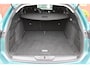 Peugeot 308 SW 1.2 Hybrid 145PK e-DCS6 ALLURE | KEYLESS ENTRY/START | DRAADLOZE APPLE CARPLAY/ANDROID AUTO | NAVIGATIE | CLIMATE CONTROL | LICHTMETALEN VELGEN 17" | LED KOPLAMPEN | 360° CAMERA | ADAPTIVE CRUISE CONTROL | DODEHOEK DETCTIE | DRAADLOZE TELEFOONLADER |