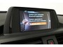 BMW 2-Serie Cabrio 218i Essential / Stoelverwarming / Windscherm / Climatronic / 19'' LMV / Parkeersensoren achter / BMW Radio Professional / Licht- & regensensor / Multimedia systeem