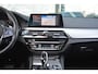 BMW 5-Serie Touring 520d Business Edition Plus | Leer | Stoelverwarming | Led pakket