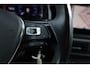 Volkswagen Polo 1.0 TSI Highline Business R 70KW/95PK DSG, privacy glas, digital cockpit, R-Line, zwarte hemel, half leder, 16" LMV sebring, NL auto, dealeronderhouden, climatronic, navigatie, pdc voor en achter.