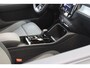 Volvo XC40 T4 211PK Plus Dark Black Pack | Voorruit verwarming | Trekhaak | PDC + 360 Camera | Adaptive Cruiscontrol | Elektrische Achterklep | Harman/Kardon Audio | Stoelgeheugen |