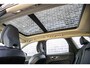 Volvo XC60 2.0 T6 Plug-in hybrid AWD Ultra Dark | Trekhaak | Adaptive cruise control | Head-up display | Harman/Kardon audio | Dode hoek detectie BLIS | Stoelverwarming voor + achter | Stuurverwarming | Elektrische stoelverstelling |