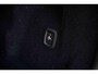 Volvo XC60 2.0 T6 Plug-in hybrid AWD Ultra Dark | Trekhaak | Adaptive cruise control | Head-up display | Harman/Kardon audio | Dode hoek detectie BLIS | Stoelverwarming voor + achter | Stuurverwarming | Elektrische stoelverstelling |