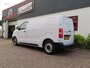 Fiat Scudo GB 1.5 Diesel 120pk L2 S&S/ Afneembare trekhaak/ Vloer + wand platen/ Camera achter/ Apple Carplay/ DAB/ Cruise control/ 1 Eigenaar/ Origineel NL/ NAP