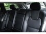 Volvo V90 T6 Automaat AWD Inscription Exclusive | Panoramisch schuif-/kantel dak | Verwarmbare | Premium Audio by Harman Kardon | Verwarmbare voorstoelen en stuurwiel | Massagefunctie in de voerstoelen | Rondom zichtcamera | Geïntegreerde stoelverhogers | Verwarmbare voorruit | Alarmklasse 3