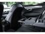 Volvo V90 T6 Automaat AWD Inscription Exclusive | Panoramisch schuif-/kantel dak | Verwarmbare | Premium Audio by Harman Kardon | Verwarmbare voorstoelen en stuurwiel | Massagefunctie in de voerstoelen | Rondom zichtcamera | Geïntegreerde stoelverhogers | Verwarmbare voorruit | Alarmklasse 3