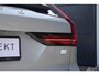 Volvo V90 T6 Automaat AWD Inscription Exclusive | Panoramisch schuif-/kantel dak | Verwarmbare | Premium Audio by Harman Kardon | Verwarmbare voorstoelen en stuurwiel | Massagefunctie in de voerstoelen | Rondom zichtcamera | Geïntegreerde stoelverhogers | Verwarmbare voorruit | Alarmklasse 3