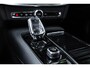 Volvo V90 T6 Automaat AWD Inscription Exclusive | Panoramisch schuif-/kantel dak | Verwarmbare | Premium Audio by Harman Kardon | Verwarmbare voorstoelen en stuurwiel | Massagefunctie in de voerstoelen | Rondom zichtcamera | Geïntegreerde stoelverhogers | Verwarmbare voorruit | Alarmklasse 3