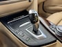 BMW 3-Serie 320D 184 pk Luxury Airco Leder HUD Electr a klep Navi Stoel stuur verwarmd