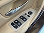 BMW 3-Serie 320D 184 pk Luxury Airco Leder HUD Electr a klep Navi Stoel stuur verwarmd