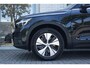 Volvo XC40 T4 Automaat Recharge Plus Bright | All Season banden | Adaptive Cruise & Pilot Assist | Schuif-/kanteldak | Premium Harman/Kardon Audio | Power Seats incl. Memory | Leder/Nubuck Bekleding | Stoel & Stuurverwarming | Semi Elektr. Trekhaak |