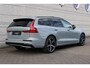 Volvo V60 T6 Plug-in hybrid AWD Plus Dark | Panoramadak met schuif-/kantelfunctie | Verwarmbare voorstoelen, achterbank en stuurwiel | Premium Audio by Bowers & Wilkins | Verwarmbare voorstoelen | 360 graden camera | 19 inch Lichtmetalen velgen | Nappa leder Open grid | Pilot Assist | Extra getint glas achter