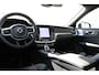 Volvo V60 T6 Plug-in hybrid AWD Plus Dark | Panoramisch Schuif-/kanteldak | 360 graden camera | Bowers & Wilkins audiosysteem | Verwarmbare voorstoelen | 19 Inch | Nappa leder Open grid | Pilot Assist | Extra getint glas achter