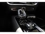 Volvo V60 T6 Plug-in hybrid AWD Plus Dark | Panoramisch Schuif-/kanteldak | 360 graden camera | Bowers & Wilkins audiosysteem | Verwarmbare voorstoelen | 19 Inch | Nappa leder Open grid | Pilot Assist | Extra getint glas achter