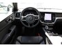 Volvo V60 T6 Plug-in hybrid AWD Plus Dark | Panoramadak met schuif-/kantelfunctie | Verwarmbare voorstoelen, achterbank en stuurwiel | Premium Audio by Bowers & Wilkins | Verwarmbare voorstoelen | 360 graden camera | 19 inch Lichtmetalen velgen | Nappa leder Open grid | Pilot Assist | Extra getint glas achter