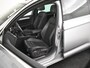 Volkswagen Passat Variant 1.4 TSI PHEV GTE Business 218pk | Panorama dak | Lederbeklding | Trekhaak | Stoelverwarming | 360 Camera | Dodehoekdetectie | 17LMV