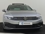 Volkswagen Passat Variant 1.4 TSI PHEV GTE Business 218pk | Panorama dak | Lederbeklding | Trekhaak | Stoelverwarming | 360 Camera | Dodehoekdetectie | 17LMV