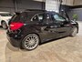 Mercedes-Benz A-klasse 180 Prestige - AMG Pakket - Panoramadak - Clima - Stoelverwarming - Xenon - LED