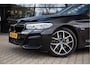 BMW 5-Serie Touring 530e M-Sport , Shadowline, Adaptive Cruise, Trekhaak, Leder, SOH 91%