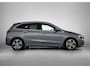 Mercedes-Benz B-klasse 180 Star Edition Luxury Line | Achteruitrijcamera | Sfeerverlichting | Stoelverwarming |Trekhaak | Keyless Entry | Inclusief 24 maanden MB Certified garantie voor Europa.