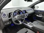 Mercedes-Benz B-klasse 180 Star Edition Luxury Line | Achteruitrijcamera | Sfeerverlichting | Stoelverwarming |Trekhaak | Keyless Entry | Inclusief 24 maanden MB Certified garantie voor Europa.