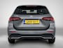 Mercedes-Benz B-klasse 180 Star Edition Luxury Line | Achteruitrijcamera | Sfeerverlichting | Stoelverwarming |Trekhaak | Keyless Entry | Inclusief 24 maanden MB Certified garantie voor Europa.