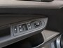 Volkswagen Golf 1.0 eTSI DSG Life Virtual Cockpit Sfeerverlichting Parkeersensoren Navigatie