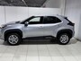 Toyota Yaris Cross 1.5 Hybrid Dynamic edition | Parkeersensoren voor + achter | Smart key | Privacy glass | Apple Carplay & Android Auto | Navigatie