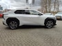 Toyota bZ4X PREMIUM 71 KWH 360° CAMERA LEDER STOEL/STUURVERW STOELVENTILATIE JBL-AUDIO EL-ACHTERKLEP WARMTEPOMP 3-FASE LADEN 150 kW 20'' LM-VELGEN